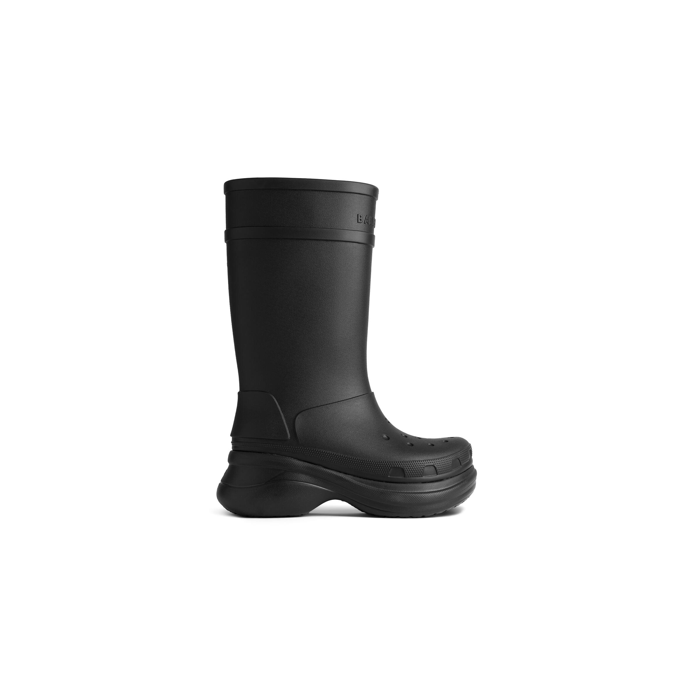 BALENCIAGA BLACK WOMEN'S CROCS BOOTS 677388W1S8E1000